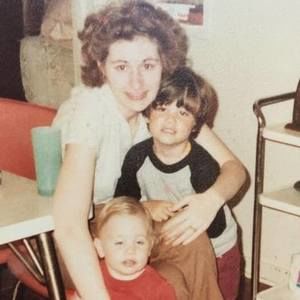 Meet your Posher, Linda